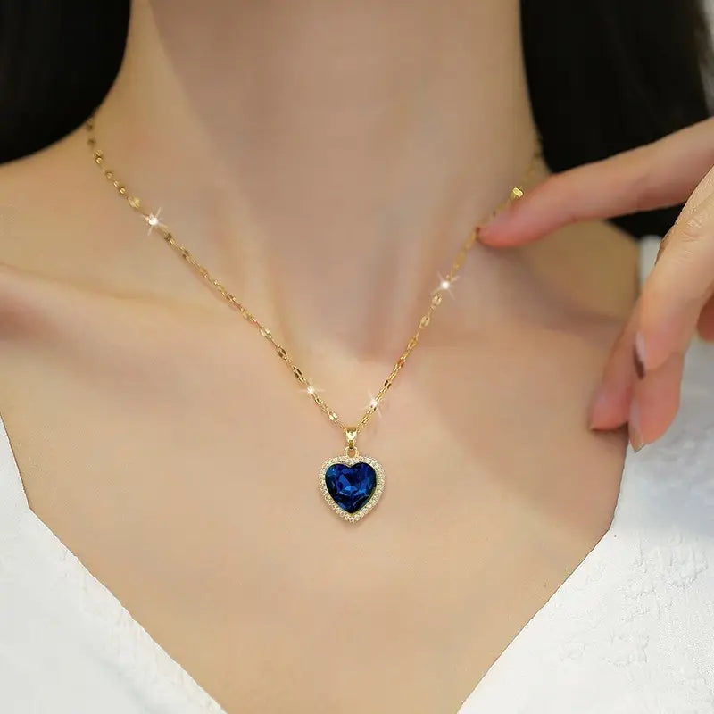 Jaselle Vireyne Necklace | Gold 16k