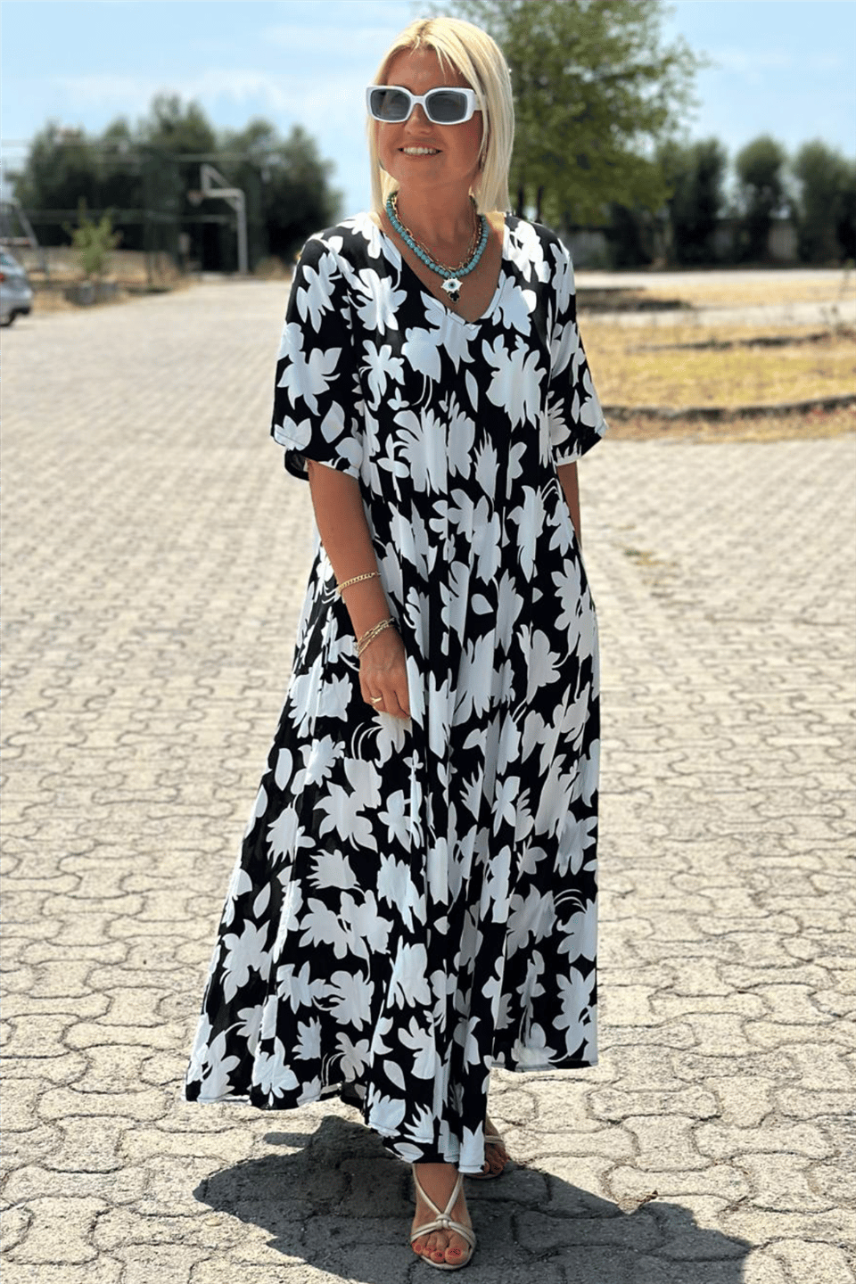Cataleya | ELEGANT DRESS WITH TUMMY CONTROL