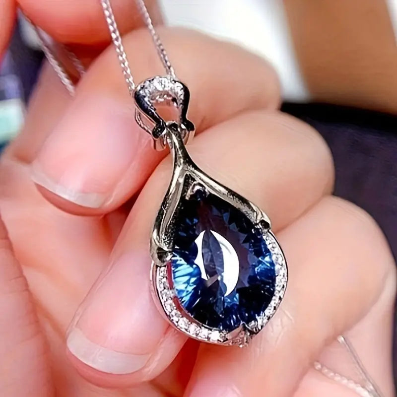 Alindra Feymorra Necklace | White Gold 18k