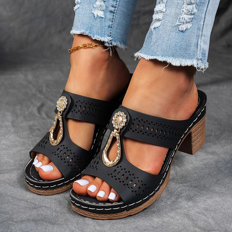 Dani | Chic and comfortable orthopedic sandals