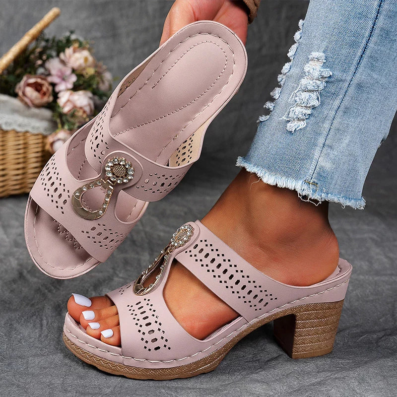 Dani | Chic and comfortable orthopedic sandals