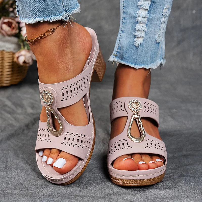 Dani | Chic and comfortable orthopedic sandals