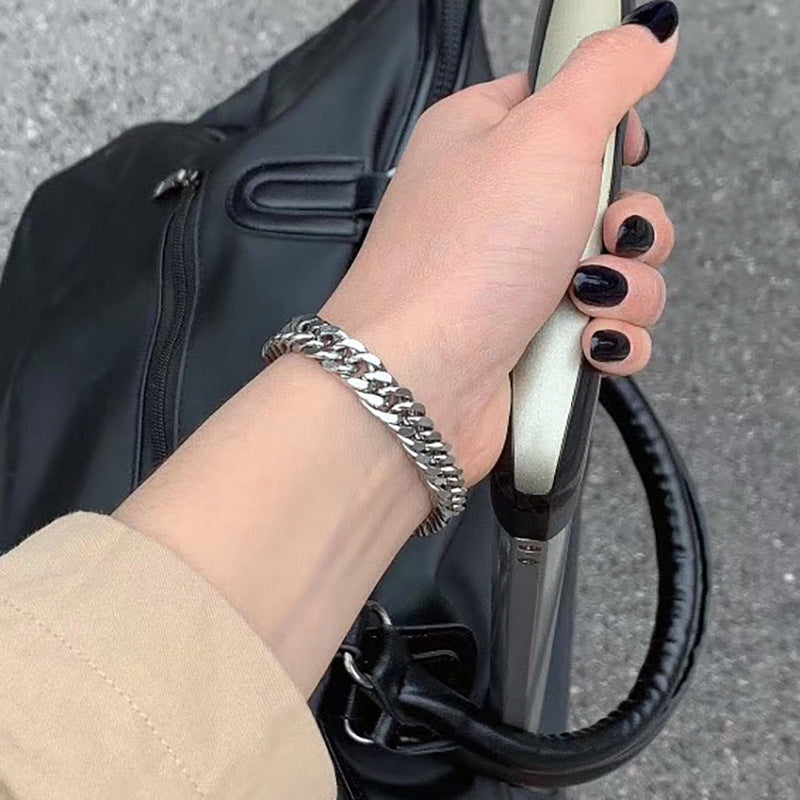 Sterling Vale Bracelet | White Gold 16k
