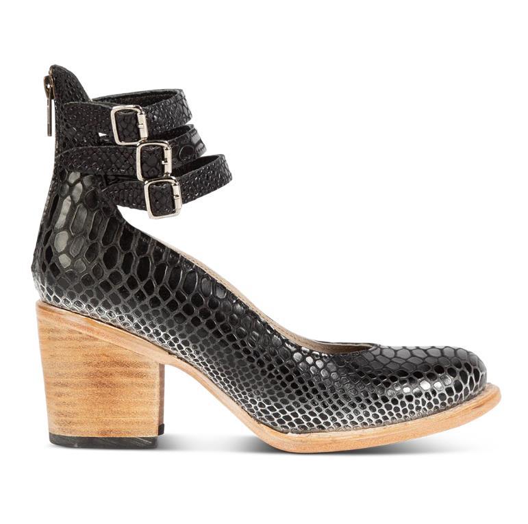 Ever - Women’s Round Toe Chunky Heels