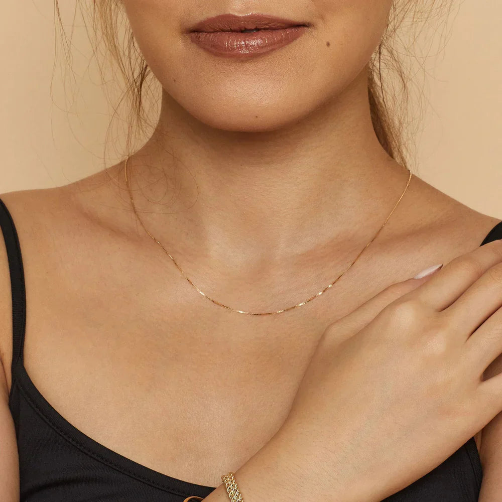 Bodega Box Necklace - White Gold 18k