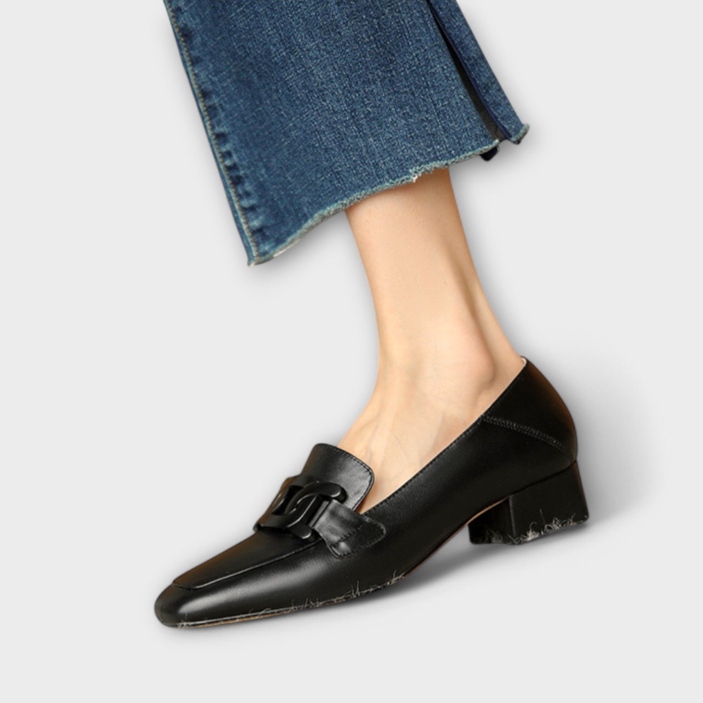 Mona | Slipper