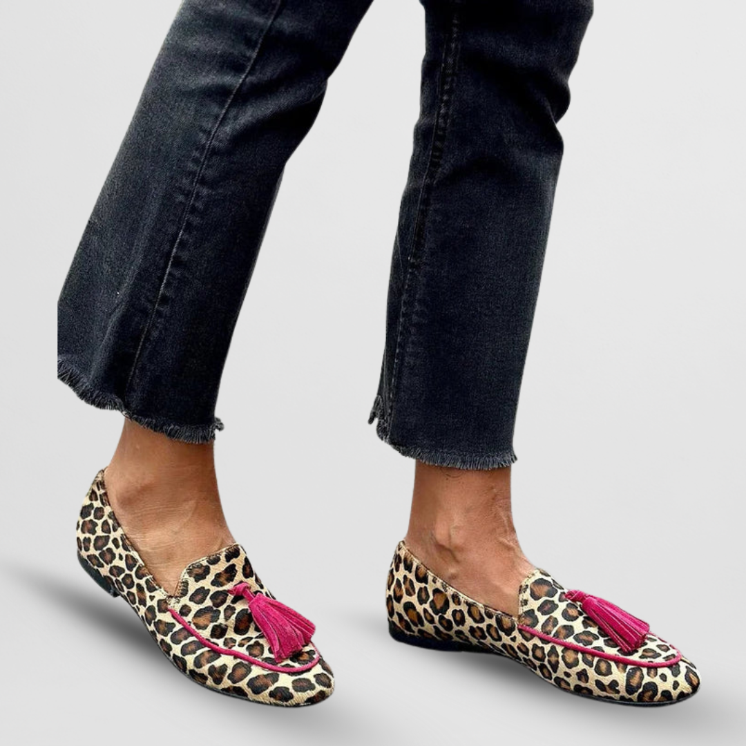 Lania | Slipper with Tassels