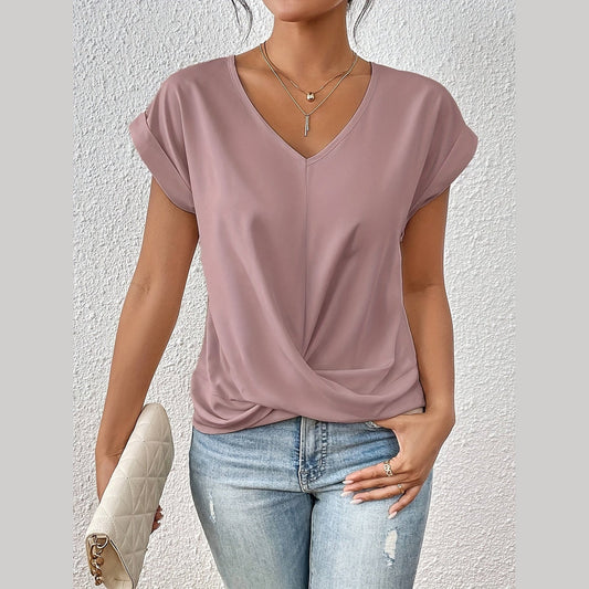 Heidi - Casual T-shirt with sweetheart neckline