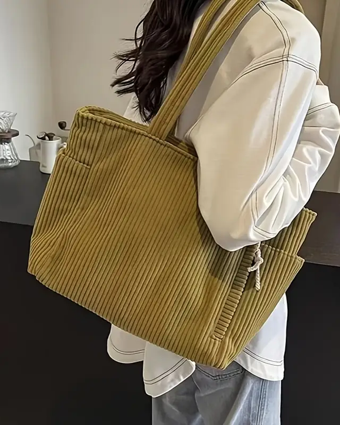 Nika | RIBBED TOTE BAG WITH DRAWSTRING DETAIL