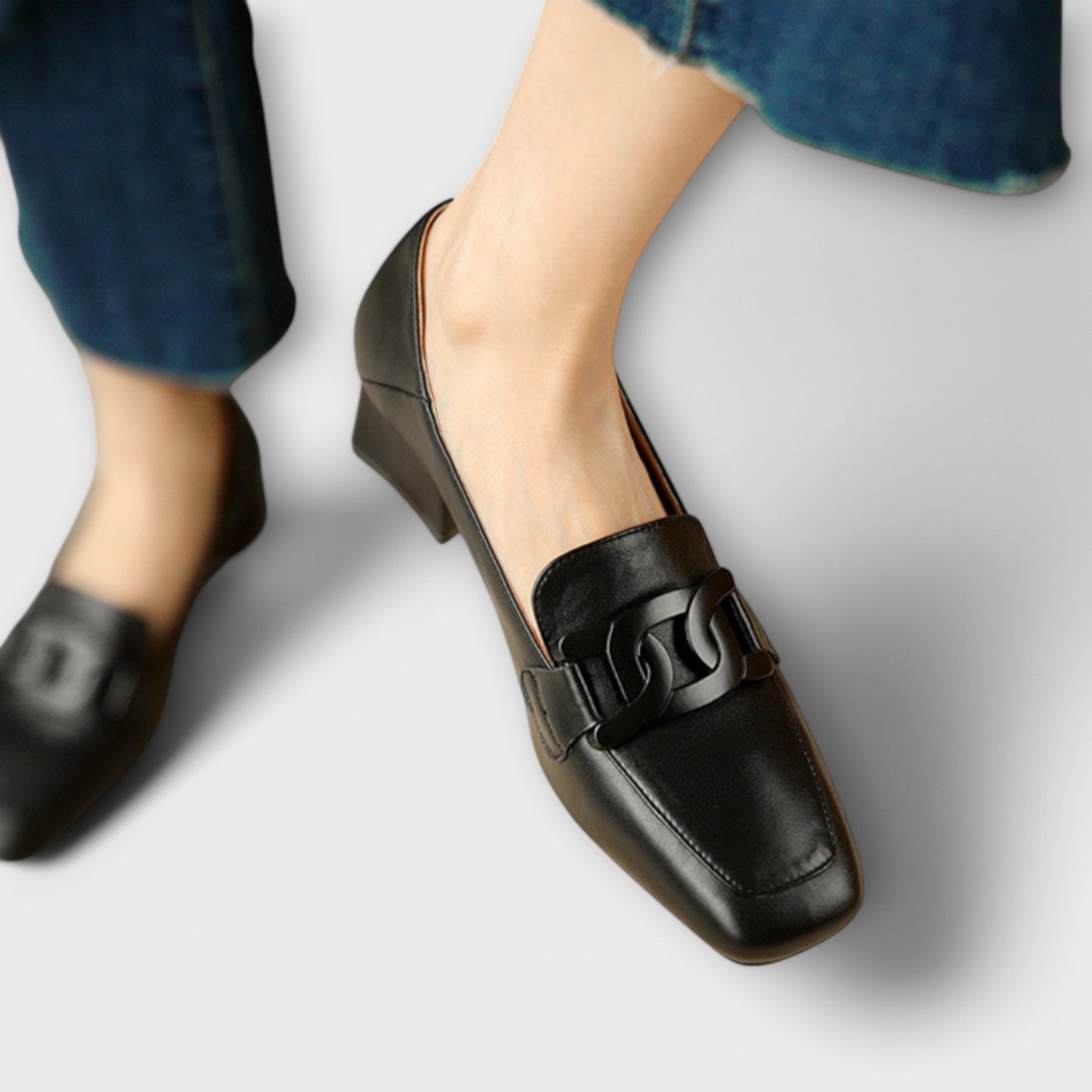 Mona | Slipper