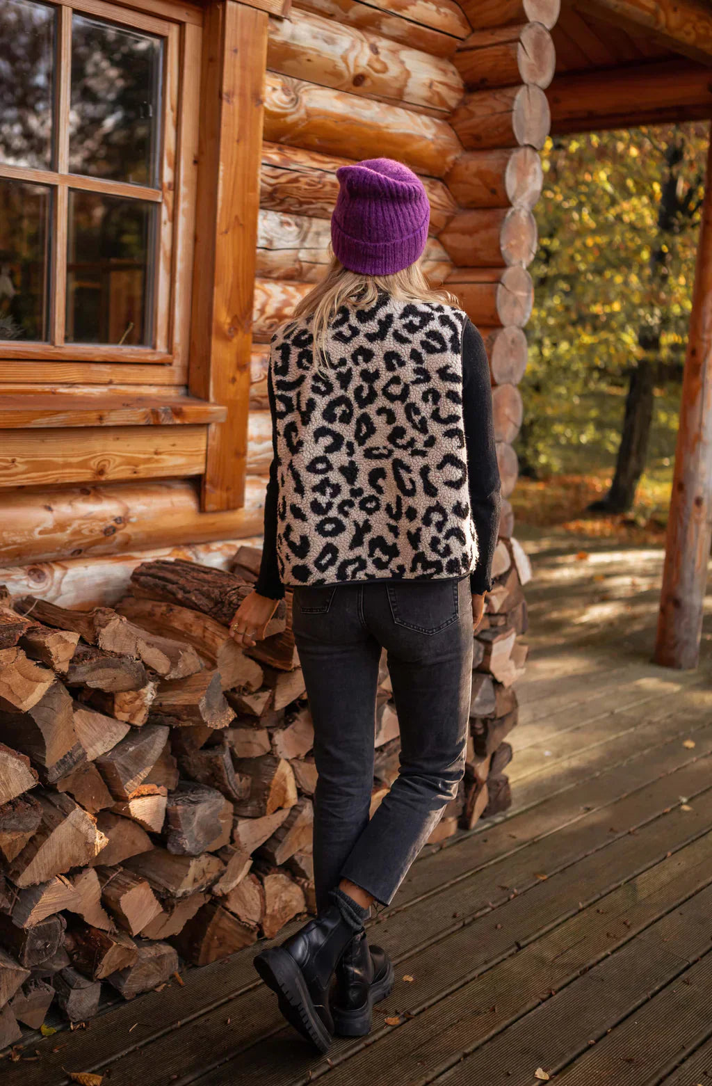 ASTRID™ | The Leopard Vest