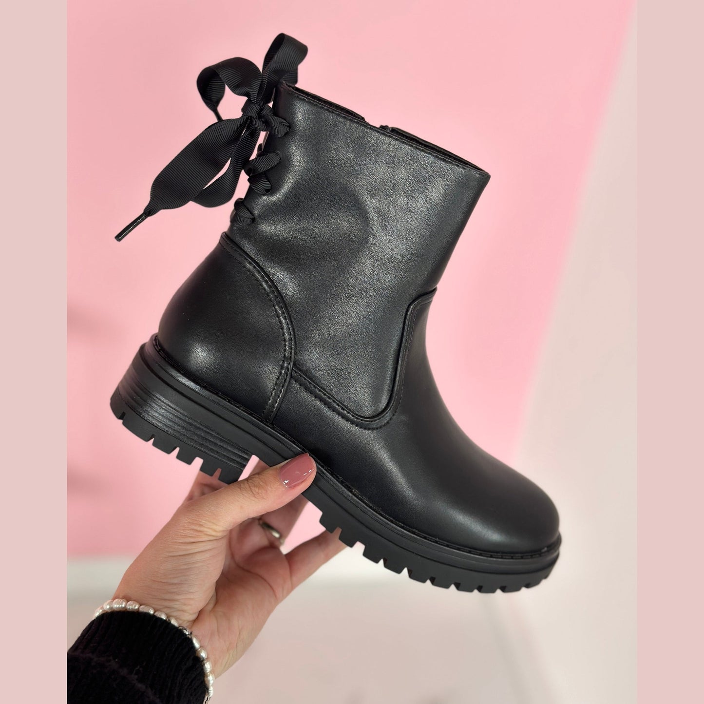 Bow Black Boots