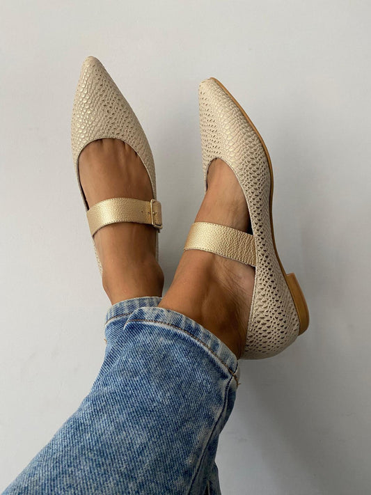 Lucia Flats