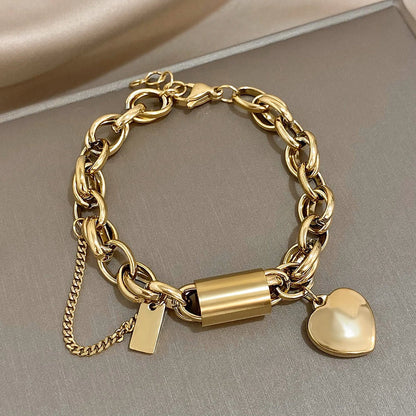 Heartened Chunky Bracelet | White Gold 18k