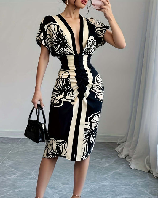 Isabella™ | Chic Pleated Dress
