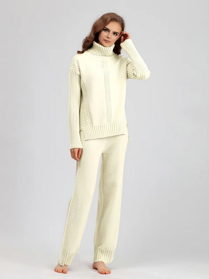 Scarlett™ - Stylish High-neck Pullover Sweater with Loose Pants Set