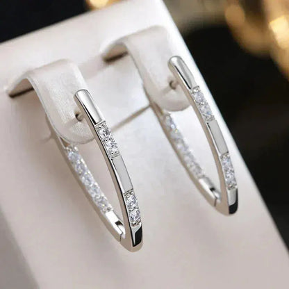 Elegant Zirconia Earrings in Gold